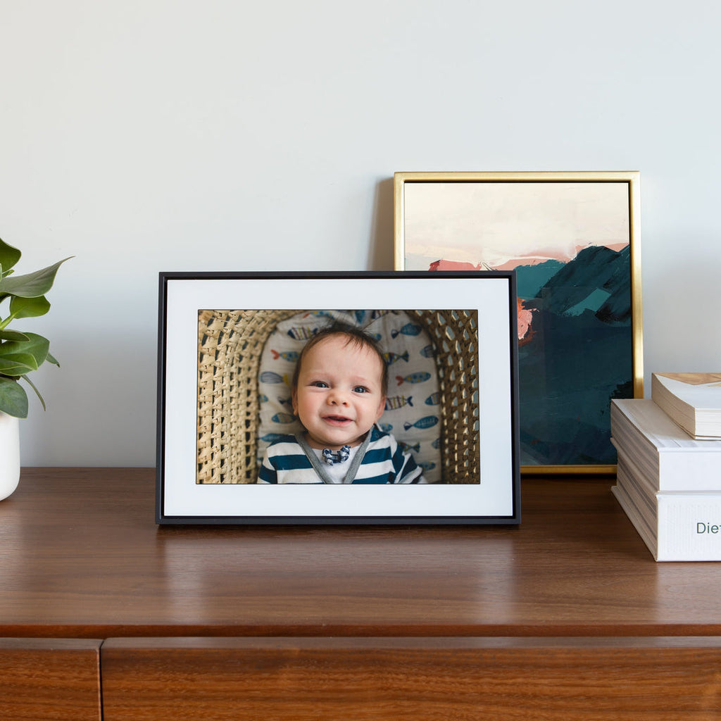 Loop Digital Photo Frame